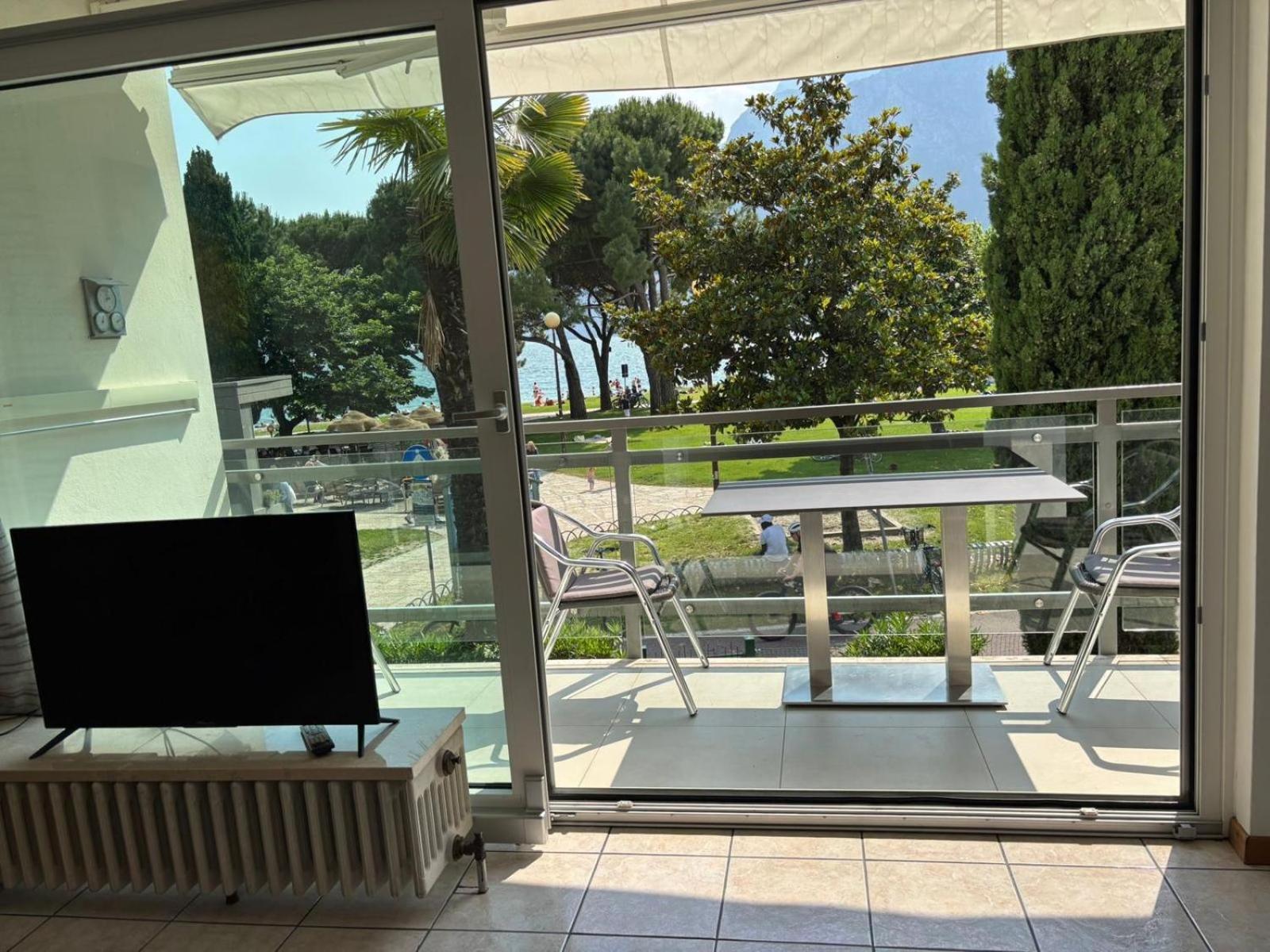 Terrazza Sul Lago Riva del Garda Exterior foto
